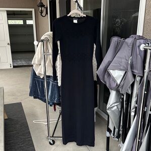 Elegant Black Knit Maxi Dress